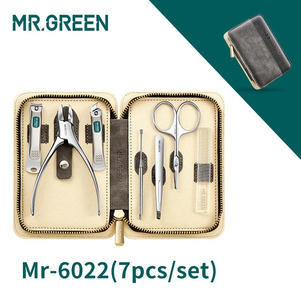 Colour-Contrast Stainless Steel Manicure Set